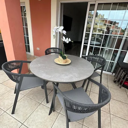 Royal Palace- Granada Park Appartamento *