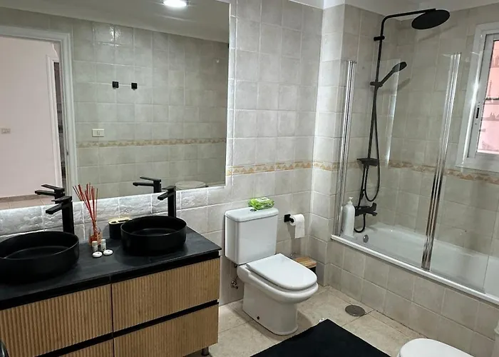 Royal Palace- Granada Park Apartament *