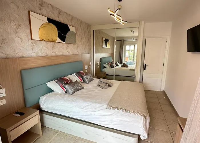 Apartament Royal Palace- Granada Park